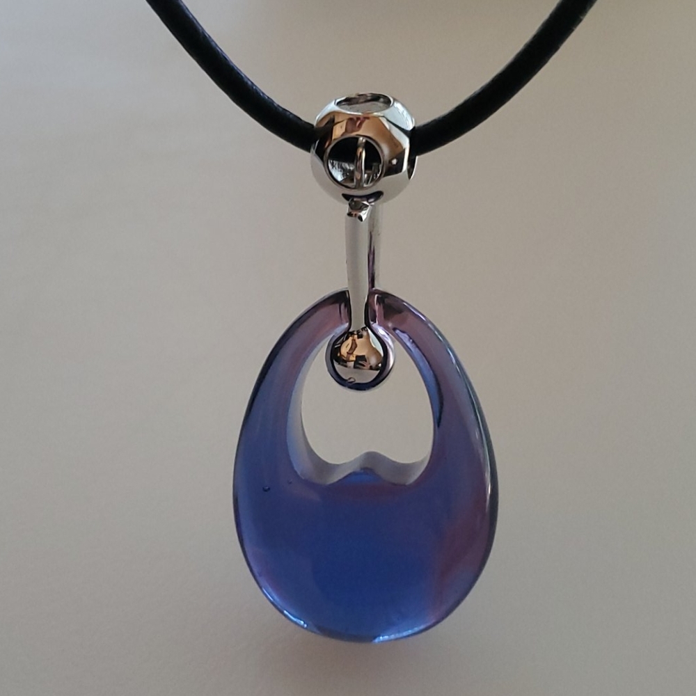 Crystal Pendant Necklace by Liuli Plux